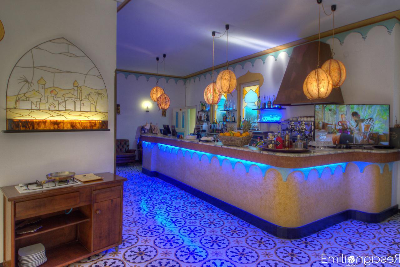 Hotel Arabesque Varigotti Exterior photo