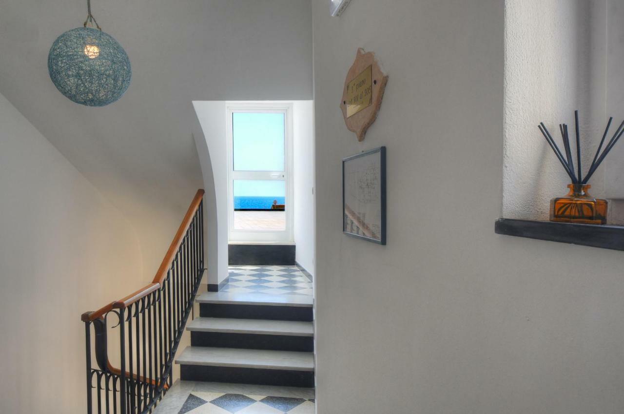 Hotel Arabesque Varigotti Exterior photo