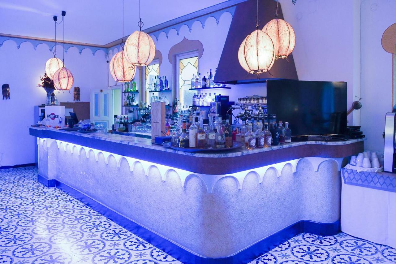 Hotel Arabesque Varigotti Exterior photo