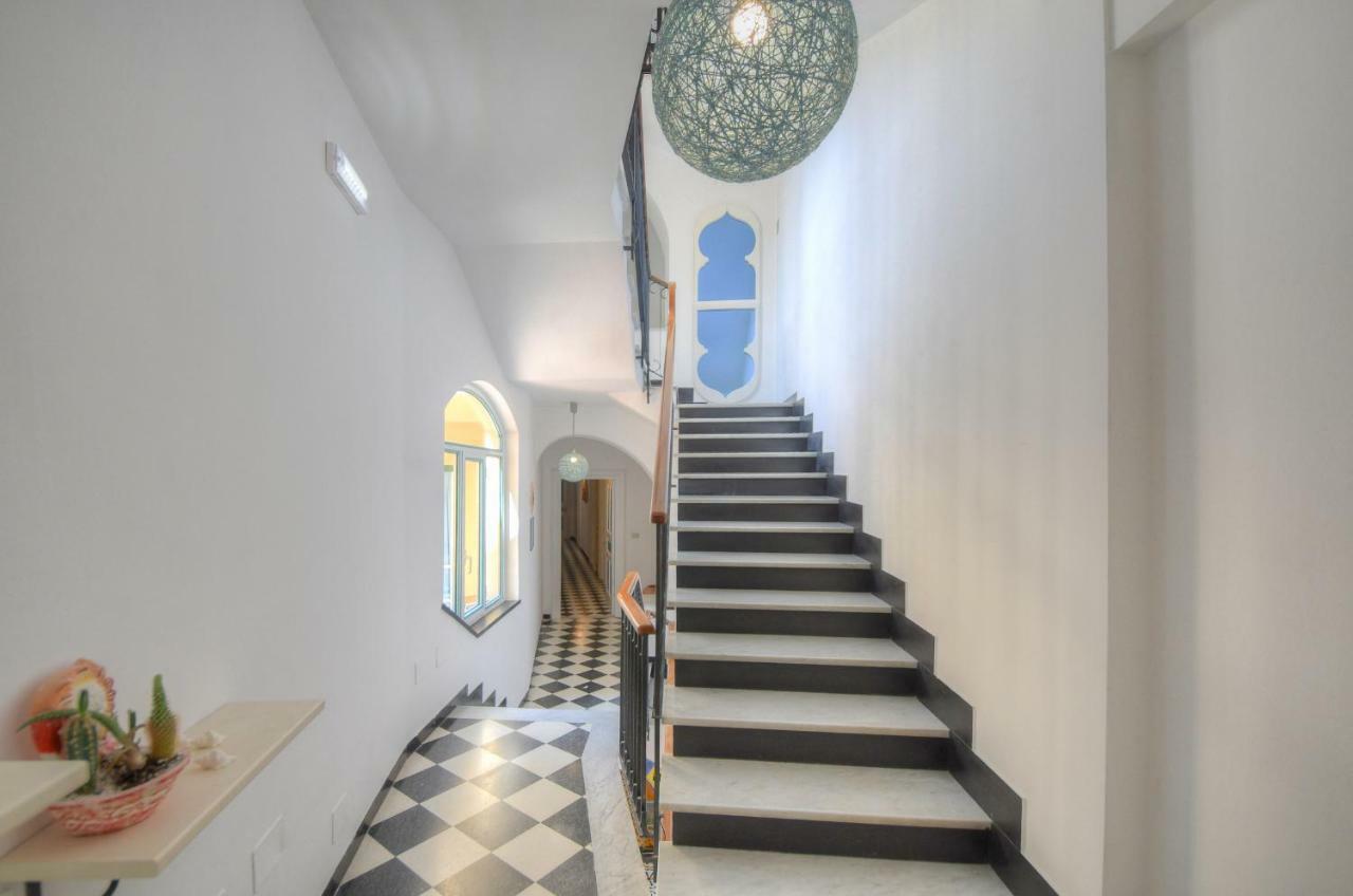 Hotel Arabesque Varigotti Exterior photo