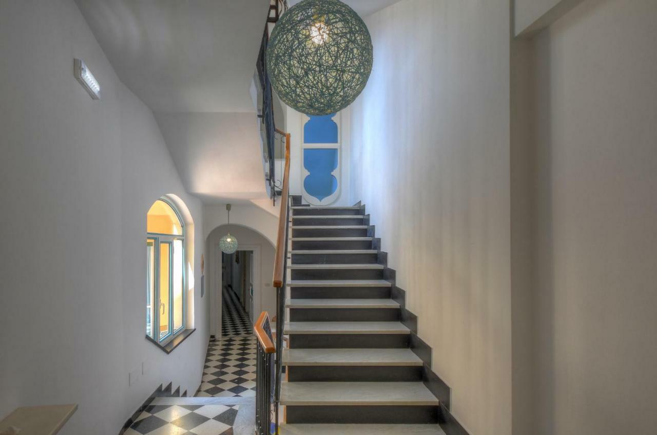 Hotel Arabesque Varigotti Exterior photo