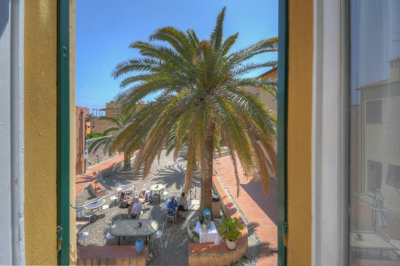 Hotel Arabesque Varigotti Exterior photo