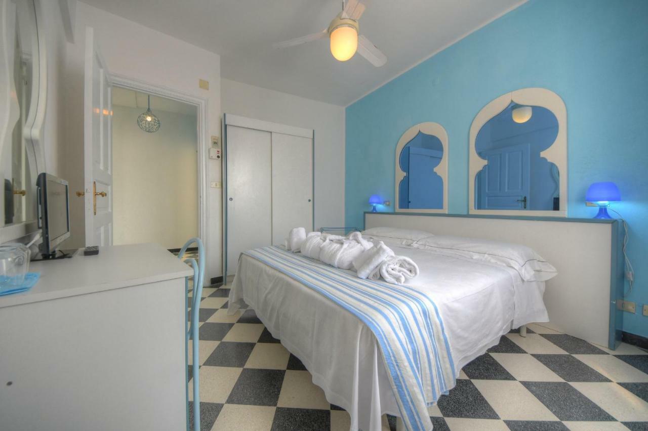 Hotel Arabesque Varigotti Exterior photo